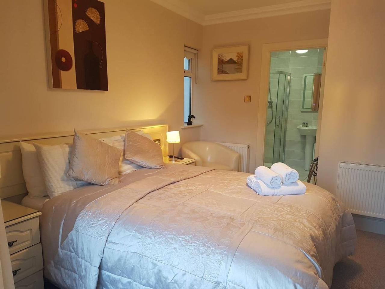 Balcony House Hotel Galway Bagian luar foto