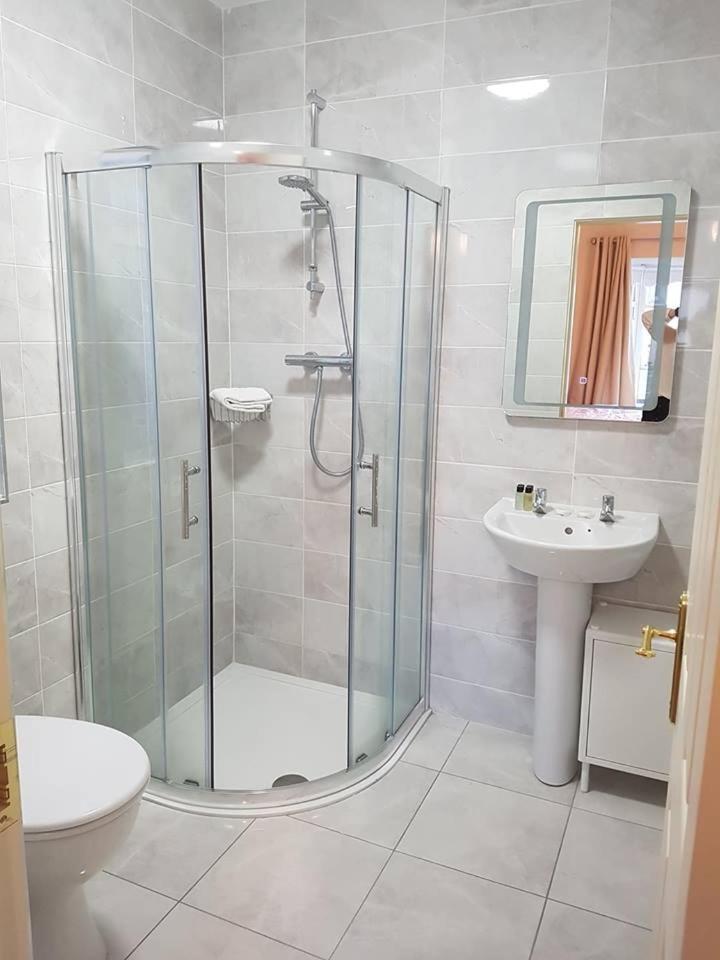 Balcony House Hotel Galway Bagian luar foto